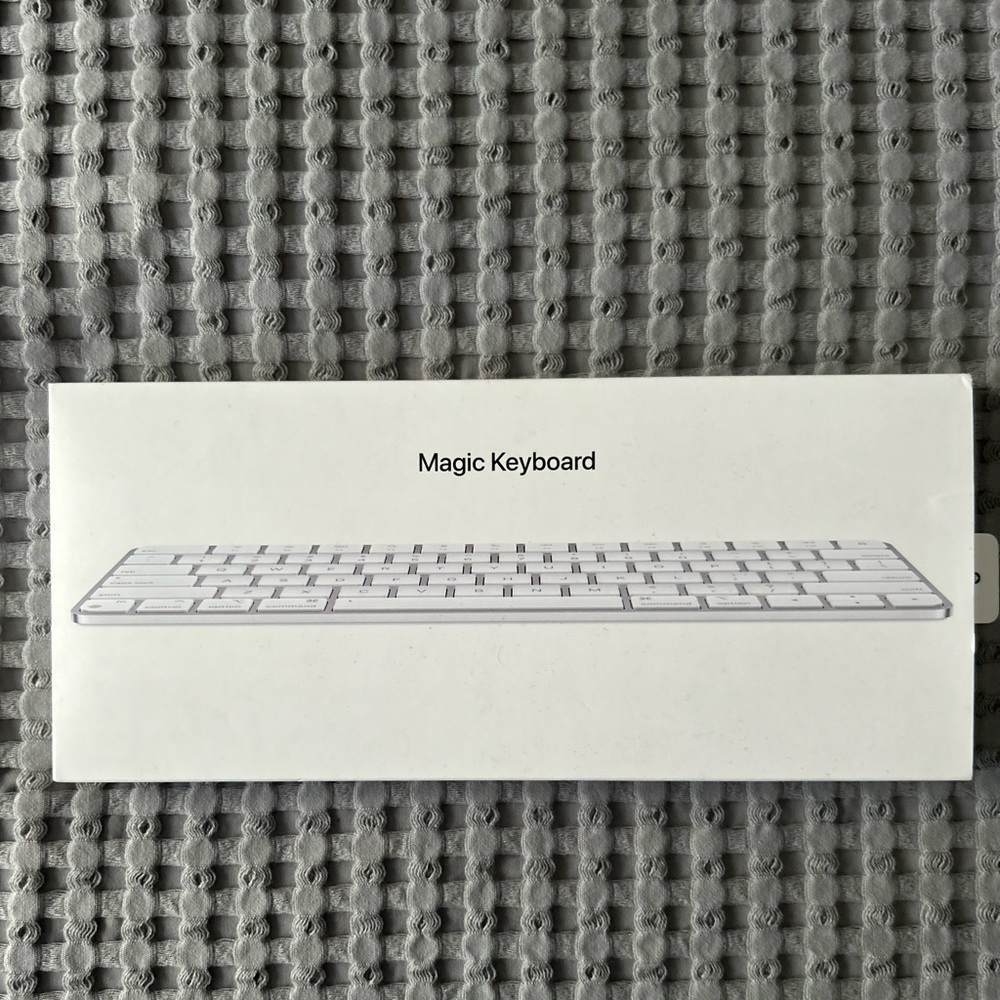 LIKE NEW Apple Magic Keyboard